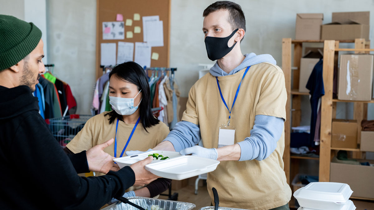 How to Build Your Medical Network and Get Ahead Before Day One